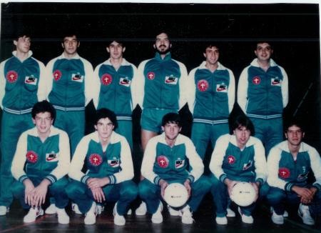 Formazione serie B Pallavolo Novara 1986, da sx: Tosatti, Kusmanov, Gogna, Bedana F, Mazzini, Celasco, Poli, Pozzato, Signorelli, Rizzoli, Bedana G.